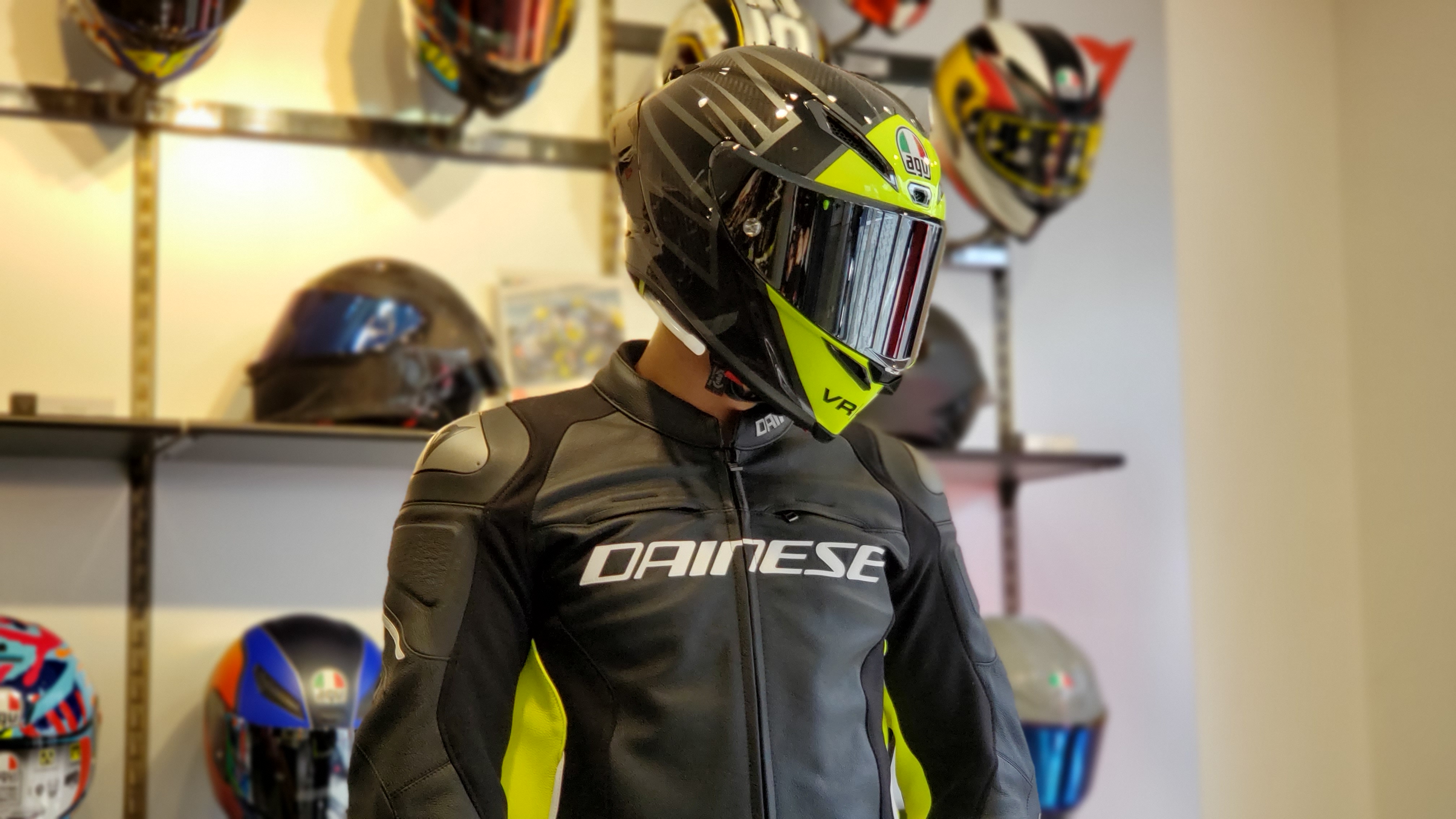 AGVフラッグシップモデル「PISTA GP RR」